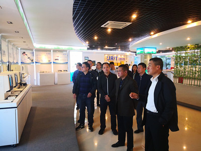 校领导率队深入桂林市高新技术企业调研 推动产学研深度融合